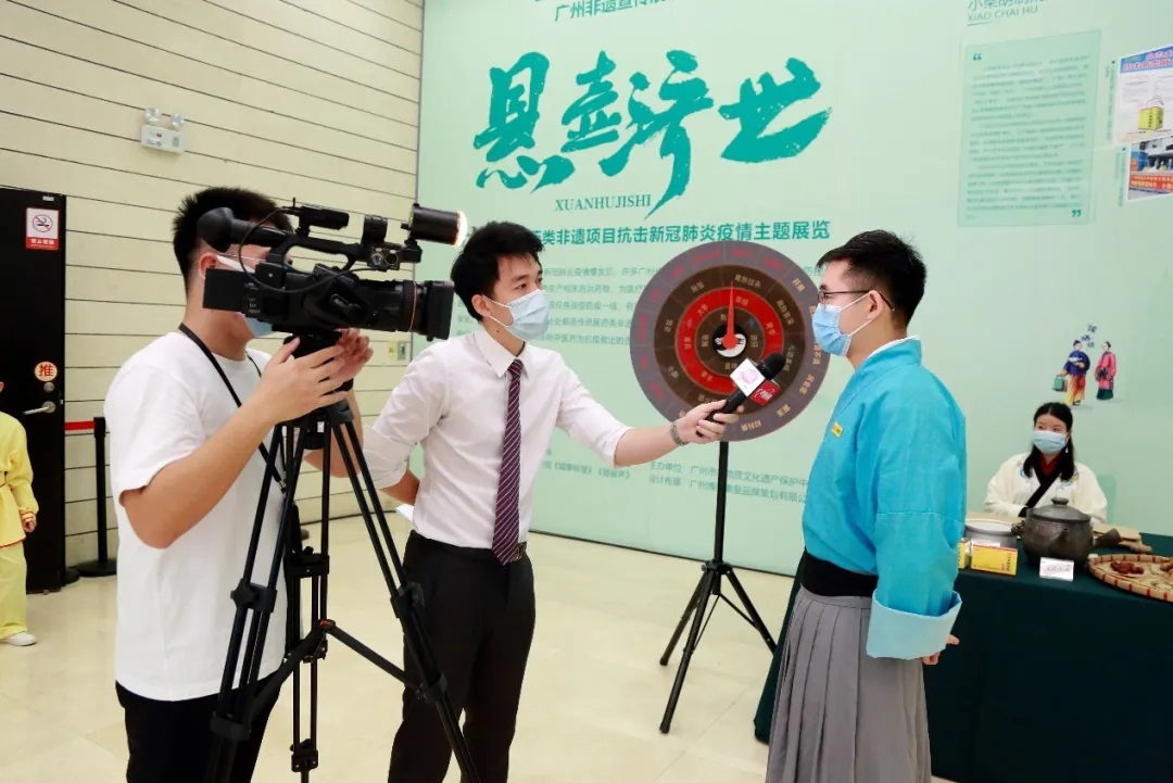 非遗日悬壶济世论抗疫，幼柴胡直播首秀放荣耀！